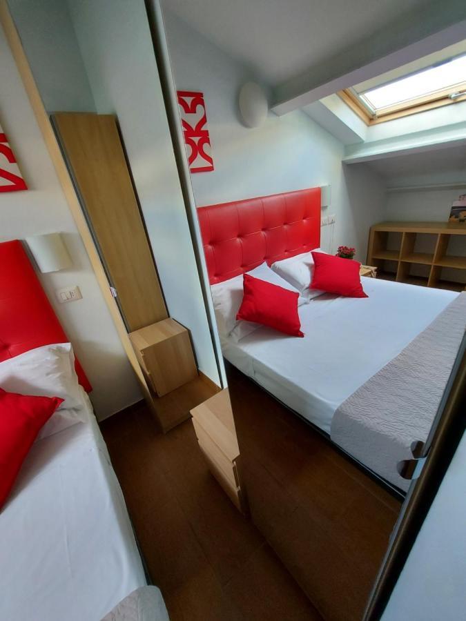 Hotel Senza Pensieri Riccione Zewnętrze zdjęcie