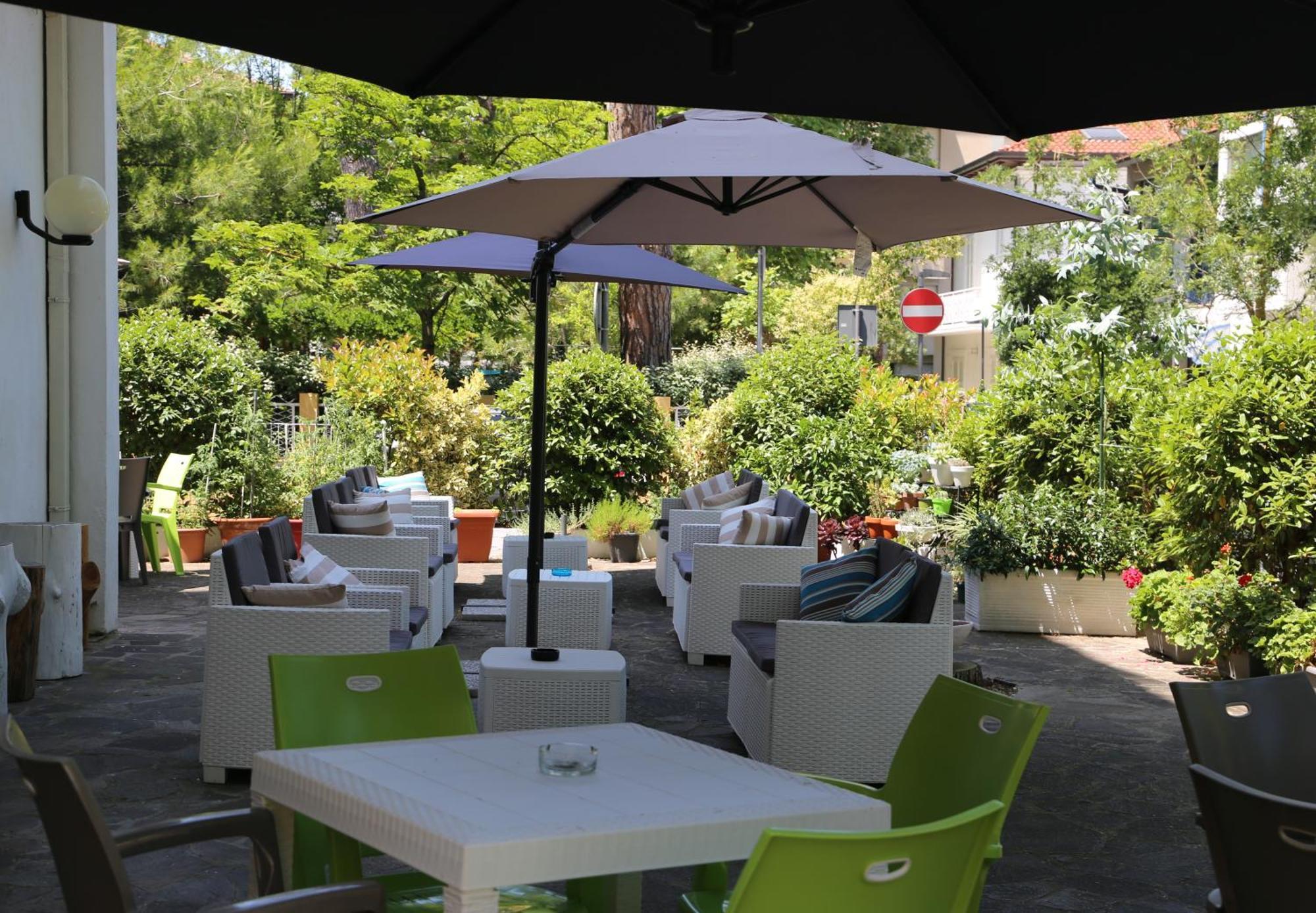 Hotel Senza Pensieri Riccione Zewnętrze zdjęcie
